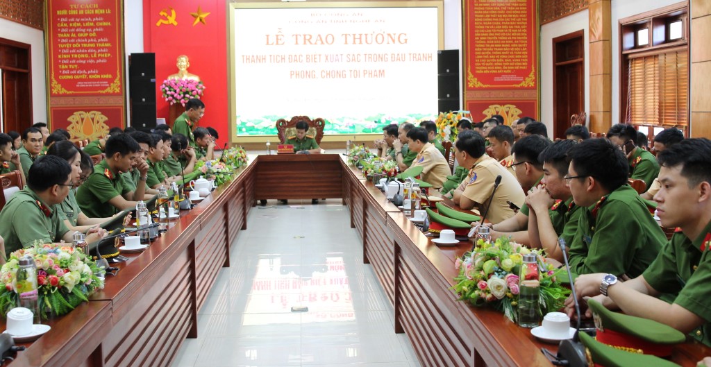 Toàn cảnh Lễ trao thưởng