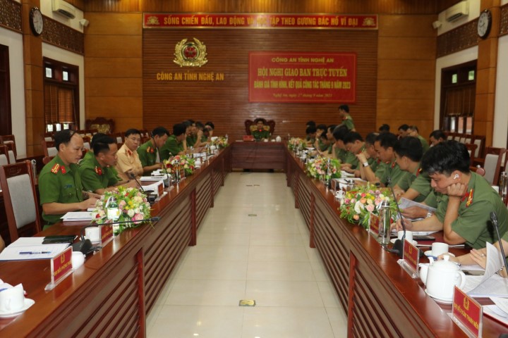   Toàn cảnh hội nghị