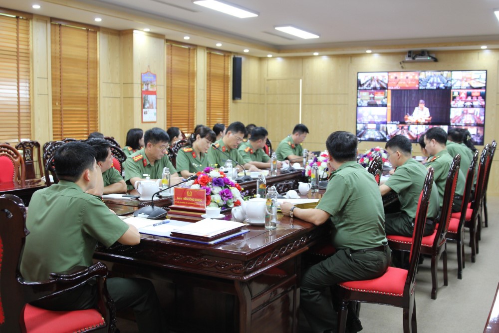 Nâng cao hiệu quả công tác quản lý nhà nước trong lĩnh vực xuất cảnh, nhập cảnh