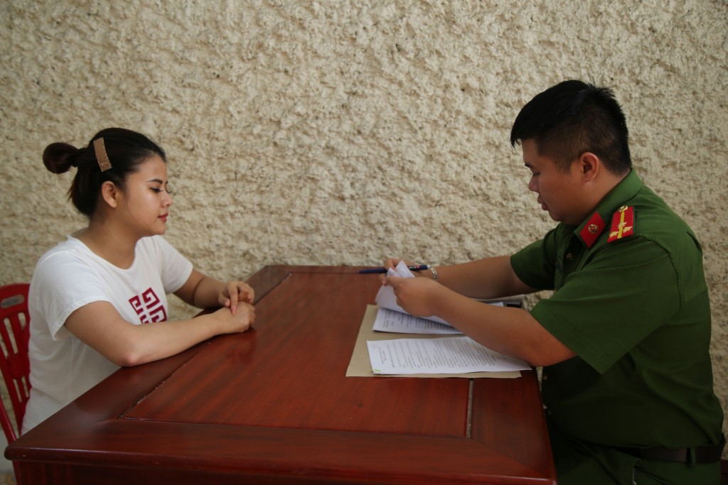 Đối tượng Nguyễn Thị Chi Anh tại cơ quan Công an