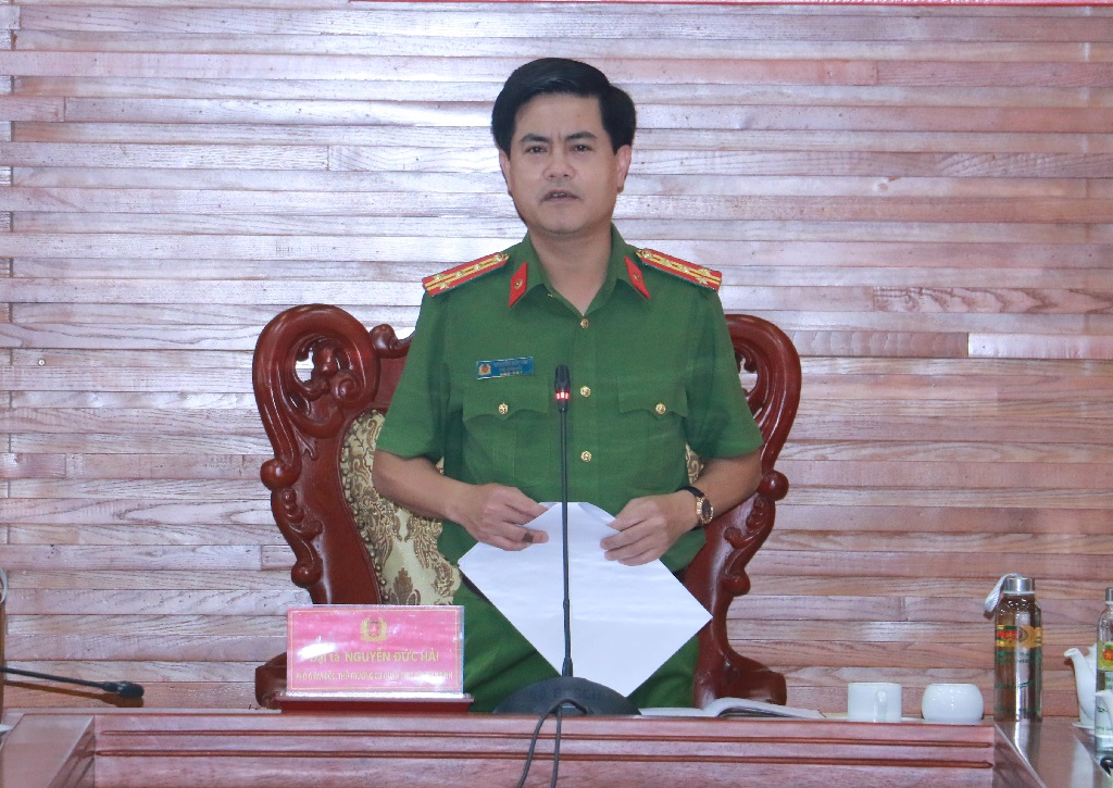 Đồng chí Đại tá Nguyễn Đức Hải, Phó Giám đốc, Thủ trưởng Cơ quan CSĐT Công an tỉnh phát biểu chỉ đạo tại Hội nghị