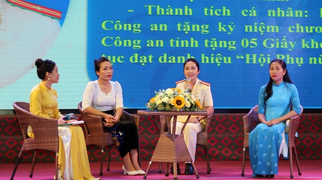 Nữ thiếu tá đam mê công tác hội