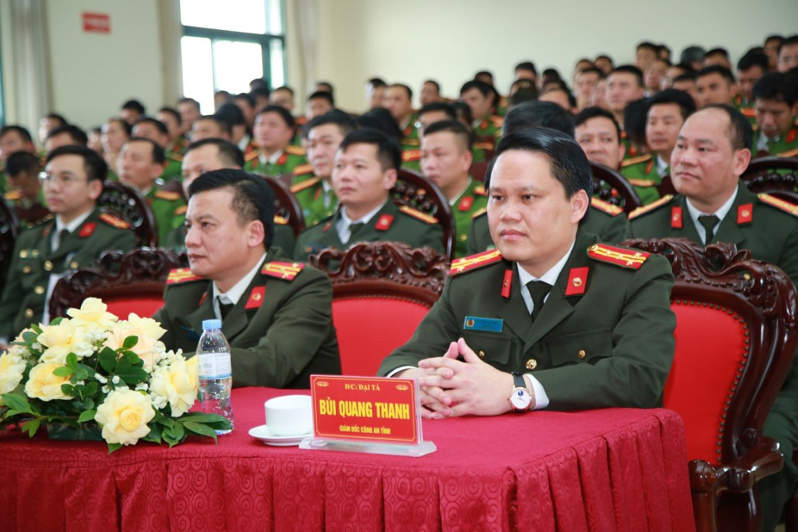 Các đại biểu dự Hội nghị
