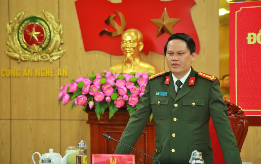 Đồng chí Đại tá Bùi Quang Thanh, Bí thư Đảng ủy, Giám đốc Công an tỉnh phát biểu chỉ đạo buổi làm việc