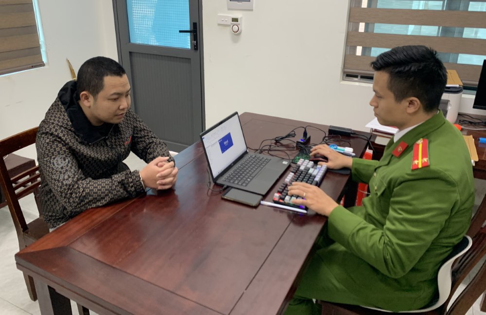 Khởi tố đối tượng lừa đảo chiếm đoạt tài sản