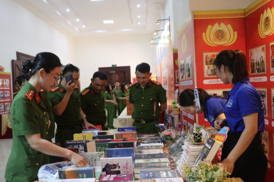 Một góc trưng bày tại triển lãm