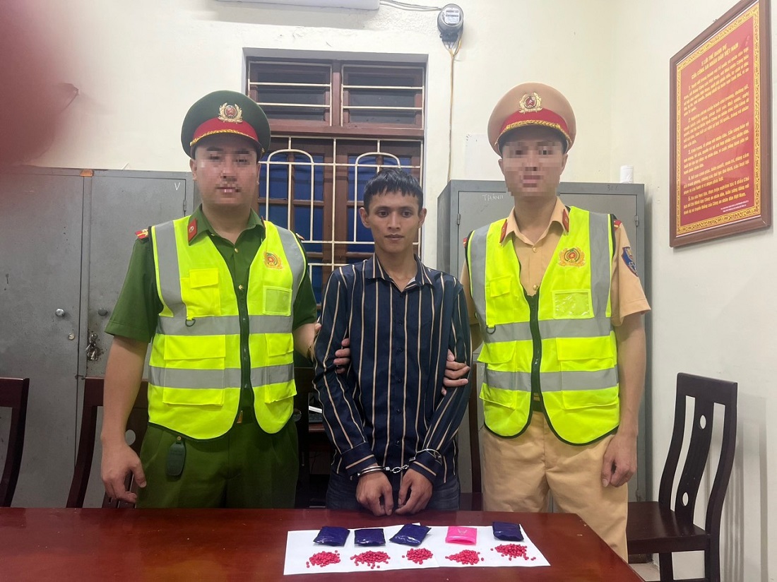 Phá chuyên án, bắt đối tượng cầm đầu đường dây mua bán ma túy số lượng lớn