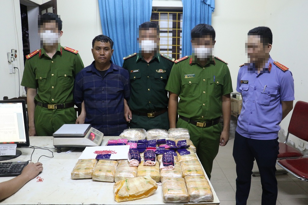 Công an Nghệ An triệt xóa đường dây ma túy xuyên quốc gia, thu giữ hơn 20kg ma túy