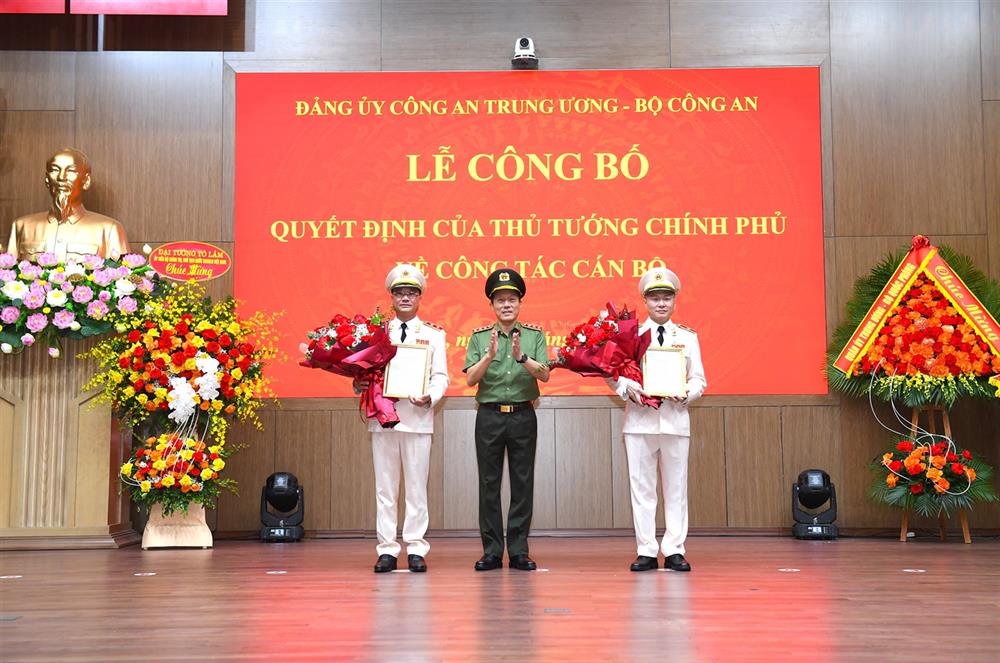 Trung tướng Phạm Thế Tùng và Thiếu tướng Nguyễn Ngọc Lâm giữ chức Thứ trưởng Bộ Công an