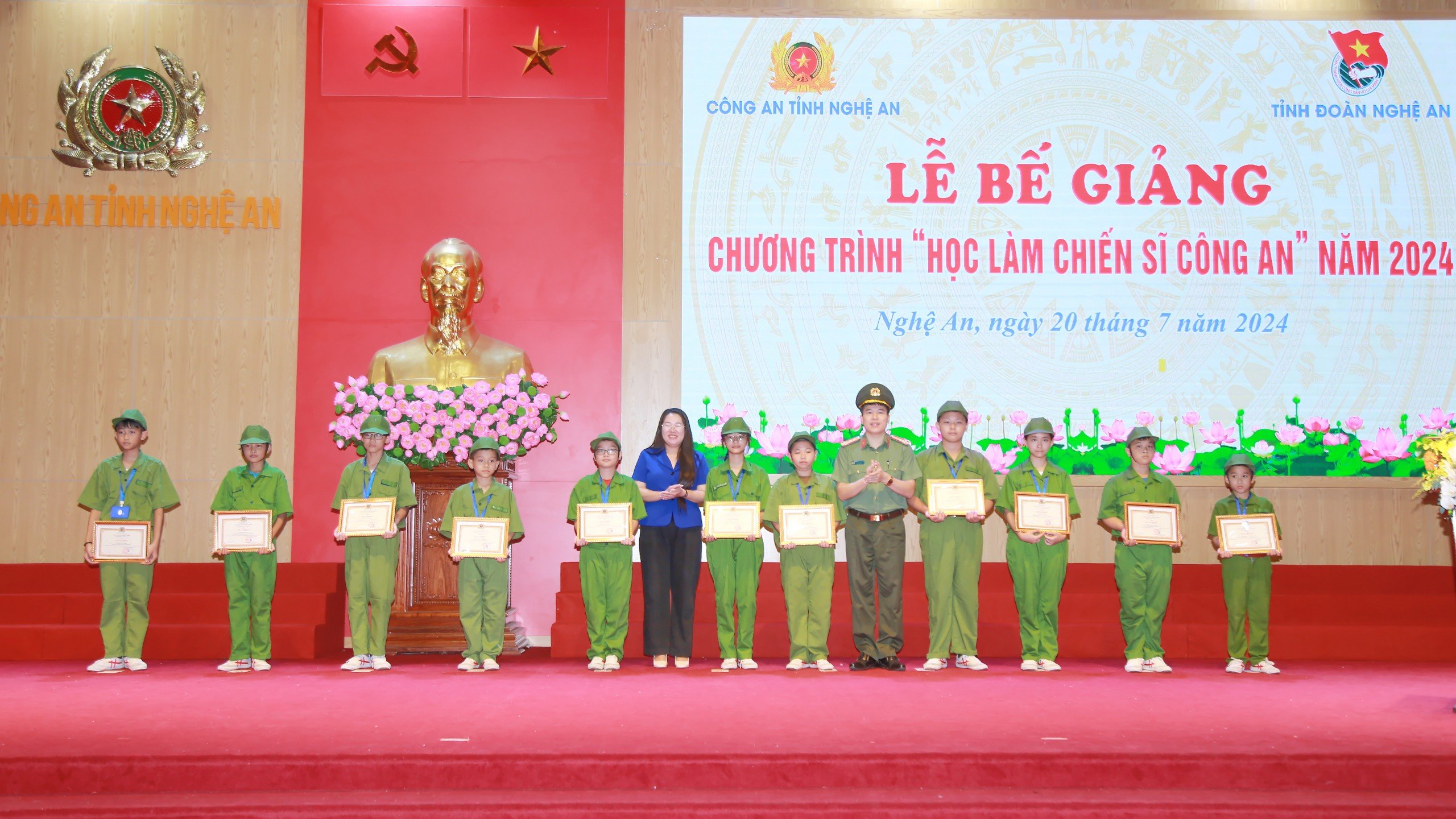 Lễ bế giảng chương trình 