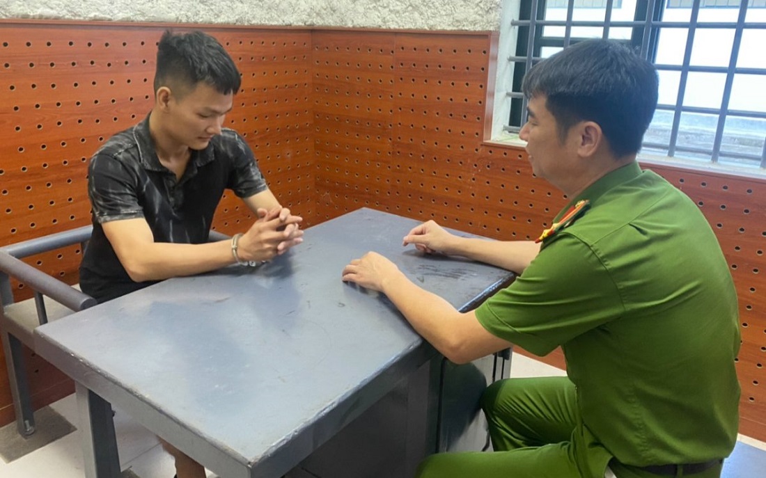 Bắt giữ đối tượng chửi bới, tấn công lực lượng chức năng