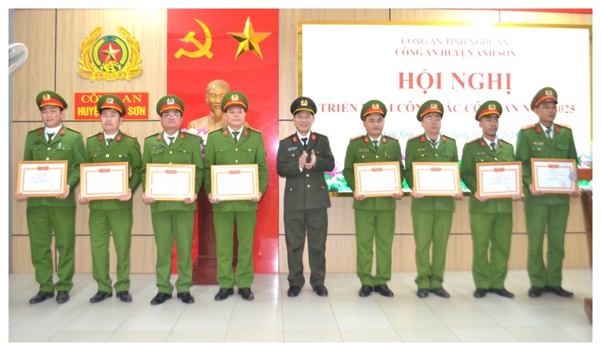 Công an huyện Anh Sơn triển khai chương trình công tác năm 2025