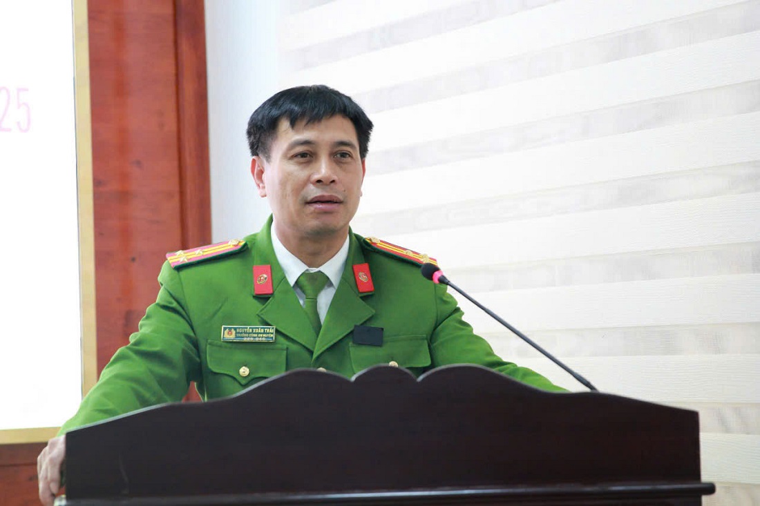 Thượng tá Nguyễn Xuân Thái, Trưởng Công an huyện Nghĩa Đàn phát biểu 