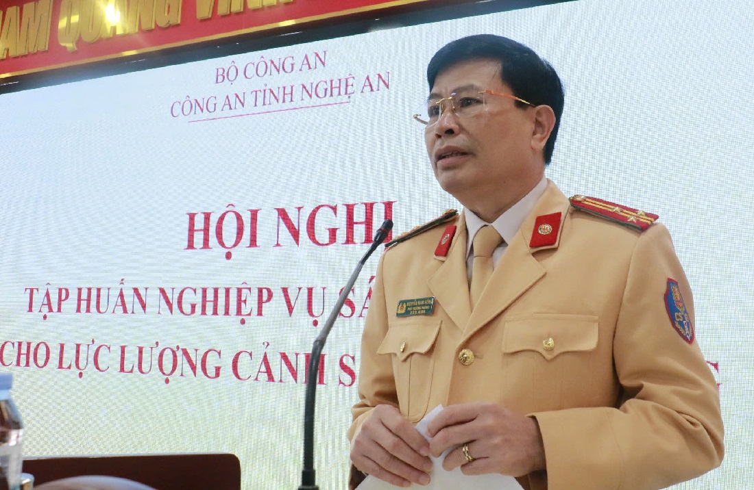 Thượng tá Nguyễn Nam Hồng, Trưởng phòng CSGT phát biểu khai mạc