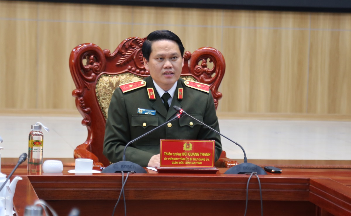 Đồng chí Thiếu tướng Bùi Quang Thanh, Ủy viên Ban Thường vụ Tỉnh ủy, Bí thư Đảng ủy, Giám đốc Công an tỉnh chủ trì buổi làm việc