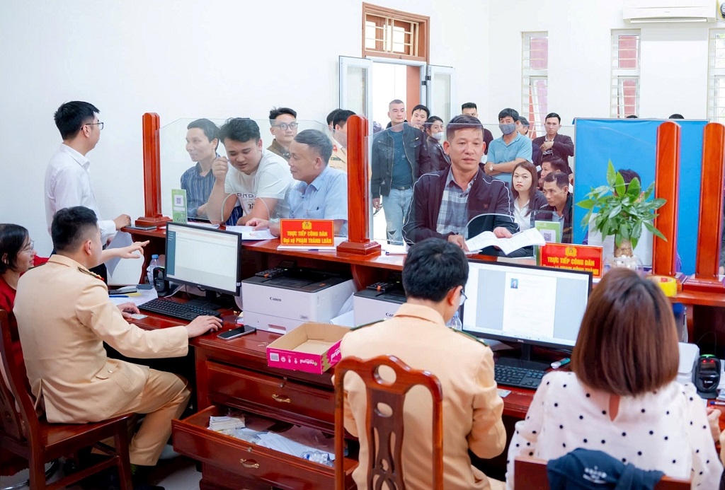 Công an Nghệ An:  Đảm bảo không gián đoạn trong quá trình bàn giao, tiếp nhận giải quyết thủ tục hành chính