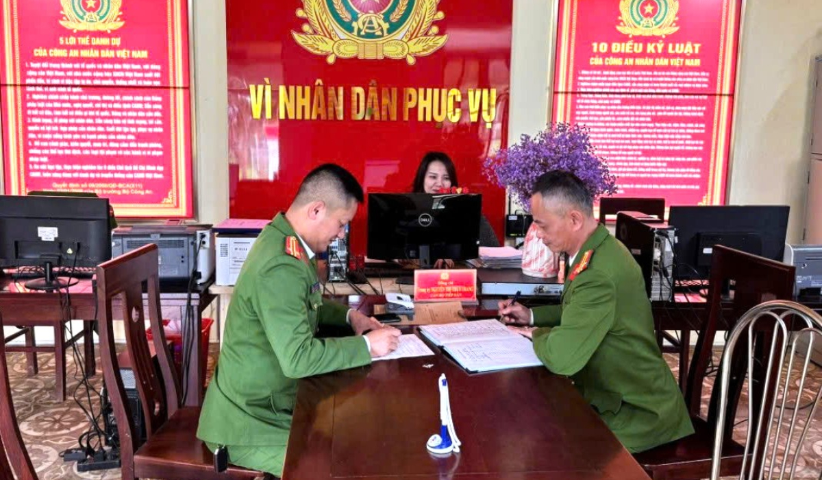 Công an xã kịp thời ngăn cản người phụ nữ có ý định tự tử