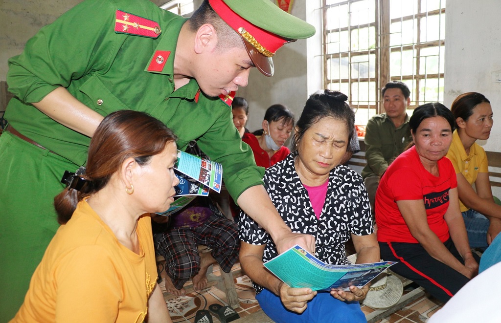 Tất cả 35 thủ tục hành chính người dân có thể làm tại công an cấp xã theo Hướng dẫn 08