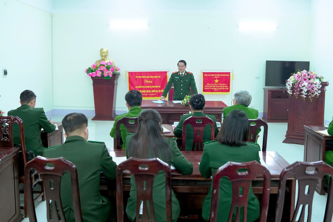 Toàn cảnh buổi làm việc