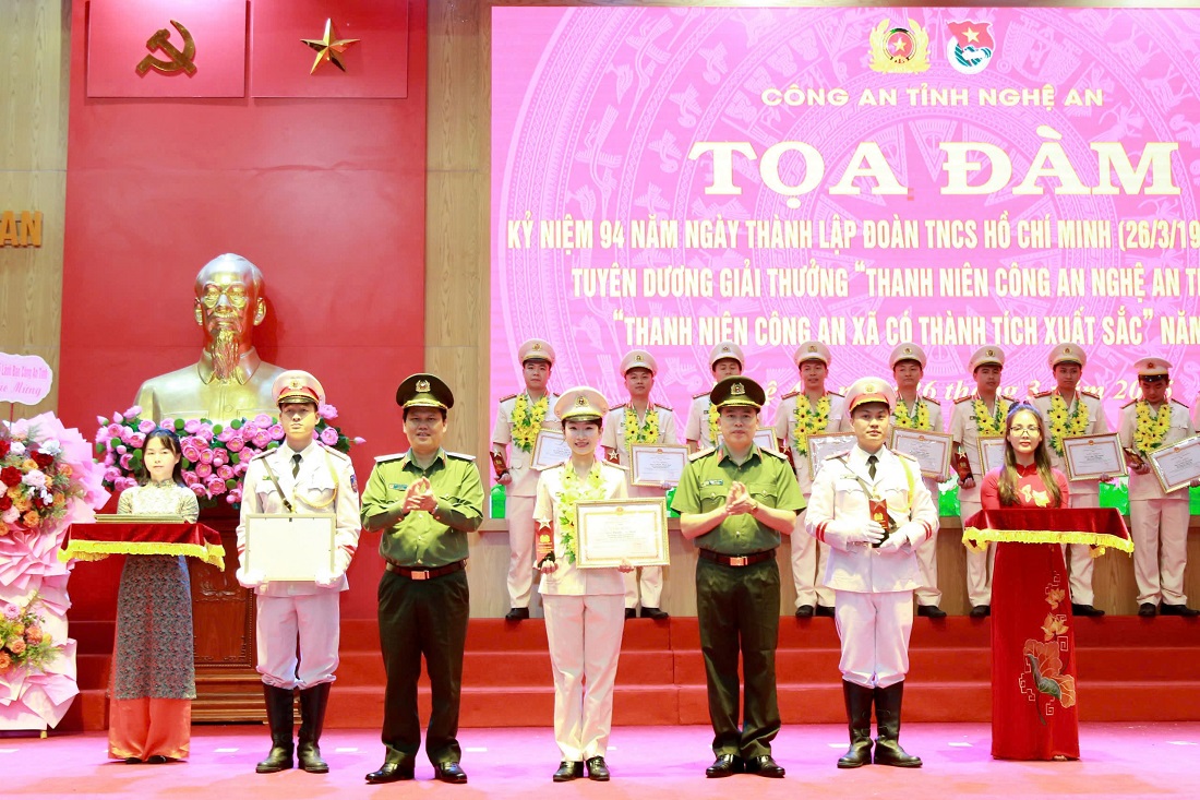 Tuyên dương 35 Thanh niên Công an Nghệ An tiêu biểu, Công an xã có thành tích xuất sắc