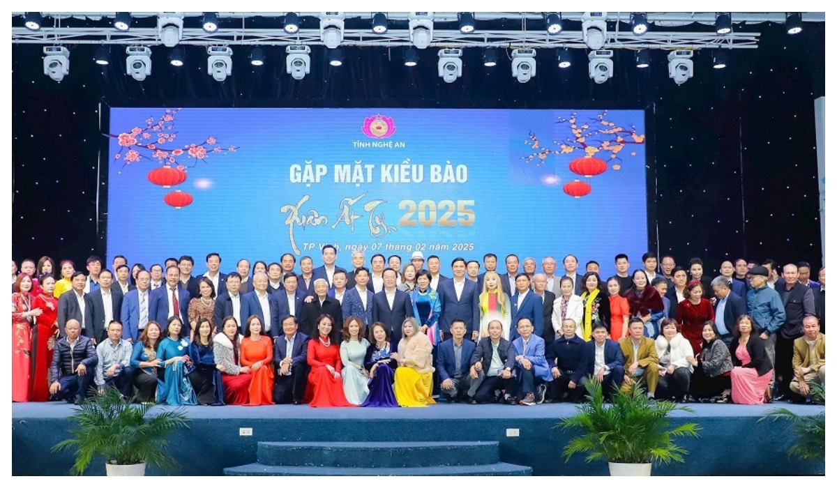 Đẩy mạnh thông tin, tuyên truyền về công tác người Việt Nam ở nước ngoài trong bối cảnh, tình hình mới