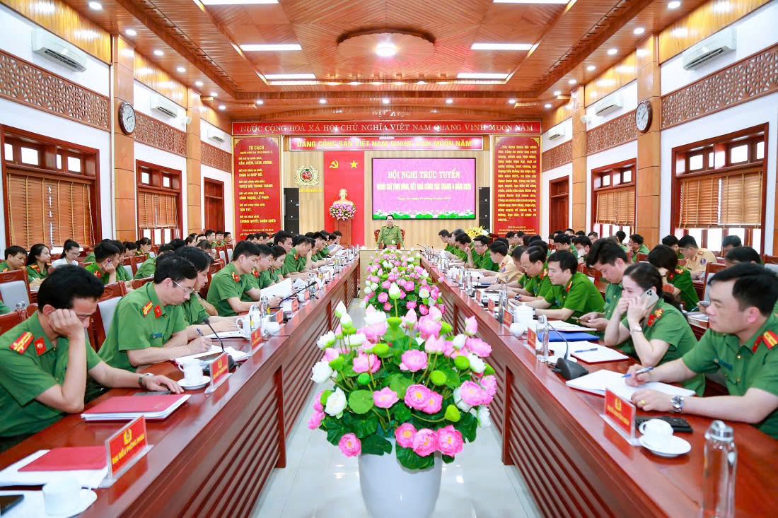 Toàn cảnh Hội nghị