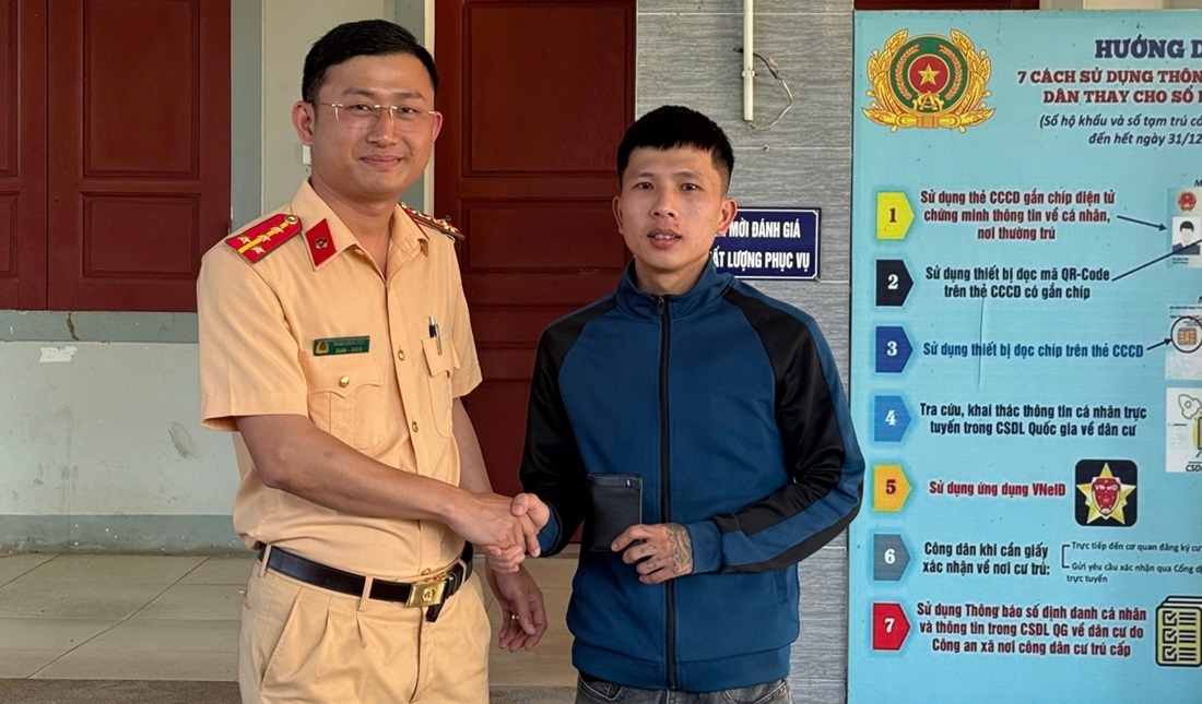 Người dân xúc động gửi thư cảm ơn Tổ CSGT địa bàn huyện Yên Thành sau khi nhận được tài sản thất lạc