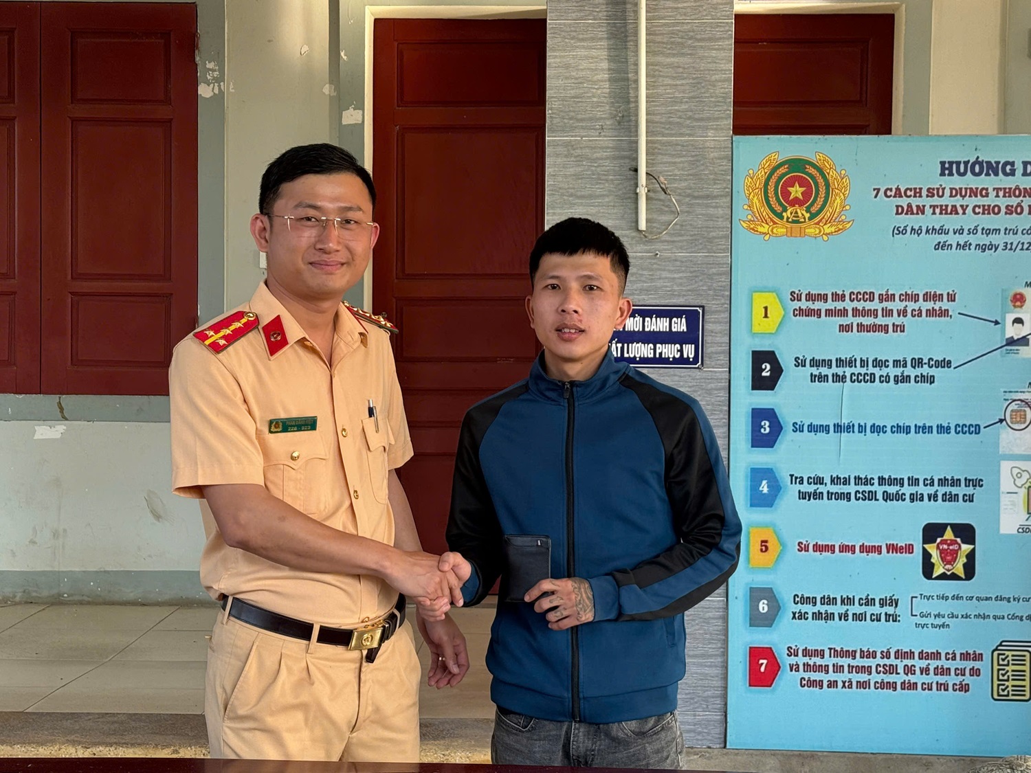 Anh Nguyễn Thuận Linh rất cảm kích khi nhận lại tài sản bị đánh rơi