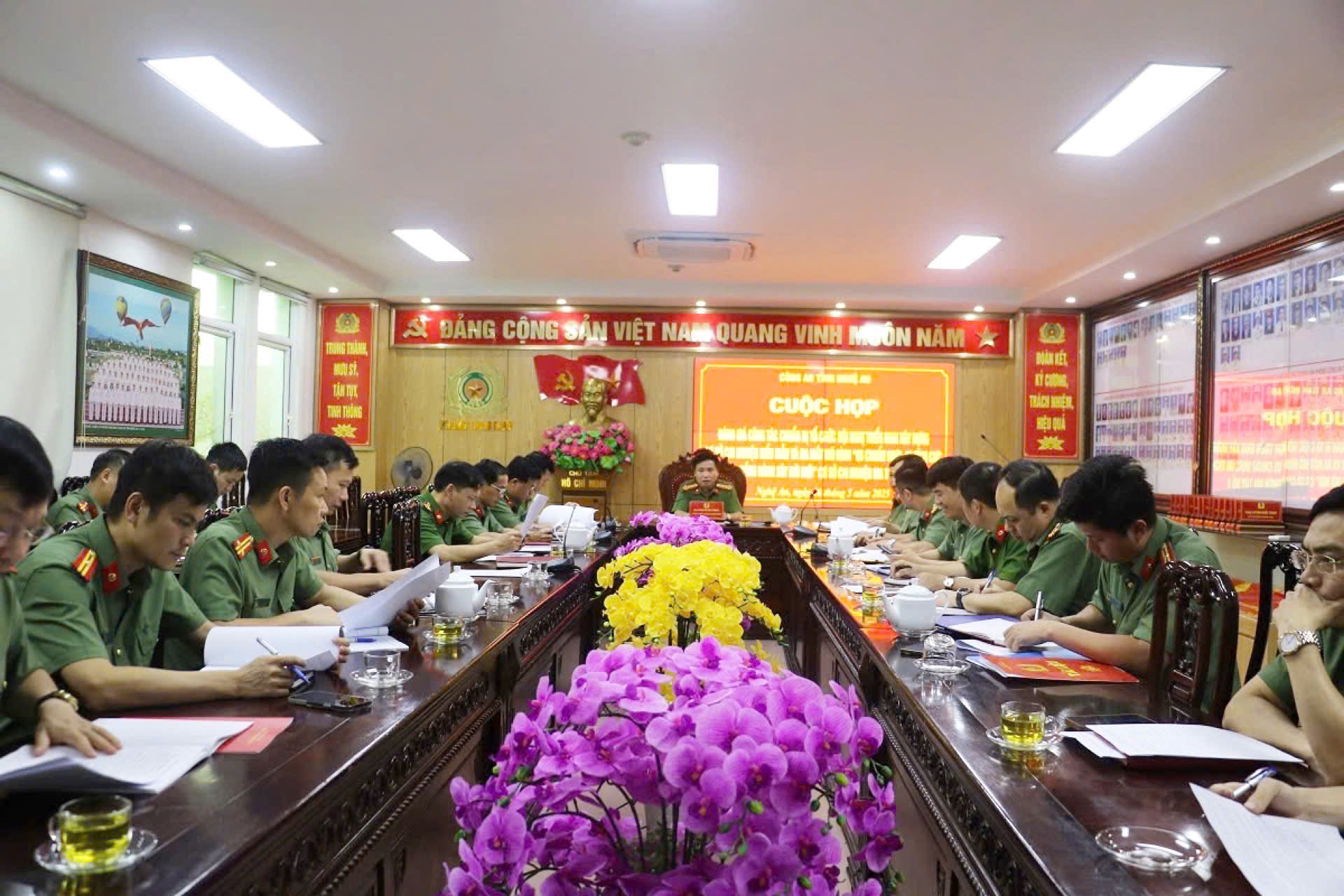 Toàn cảnh cuộc họp