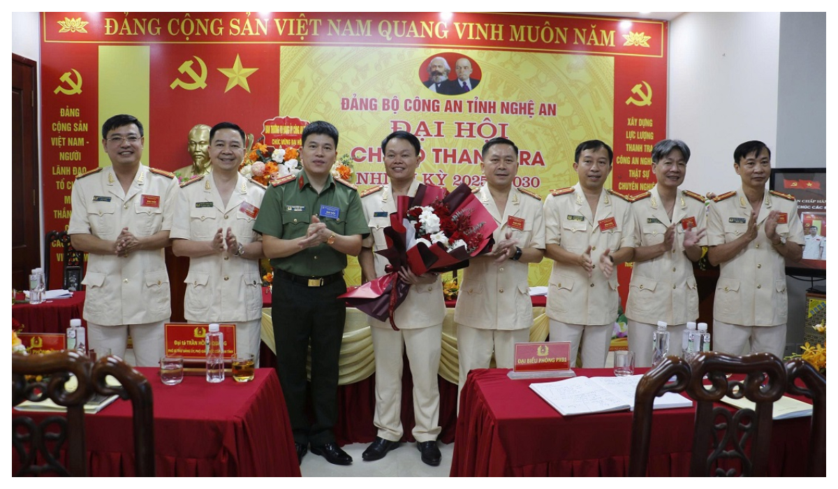 Xây dựng lực lượng Thanh tra Công an Nghệ An thật sự chuyên nghiệp, trách nhiệm, kỷ cương, liêm chính, hoạt động hiệu lực, hiệu quả