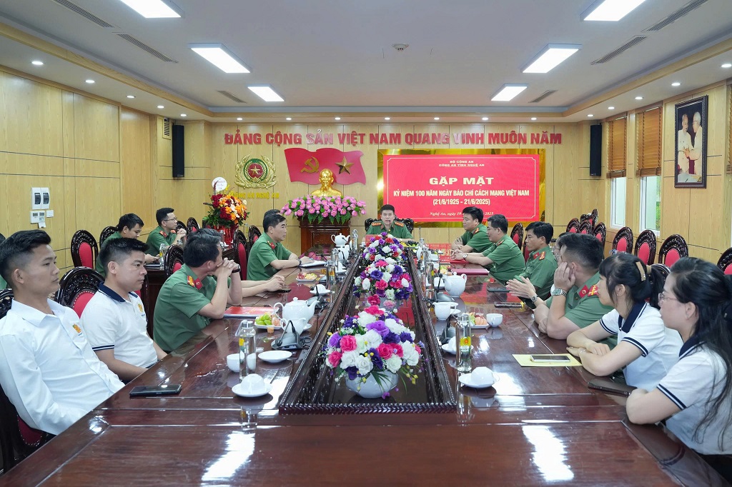Toàn cảnh buổi gặp mặt