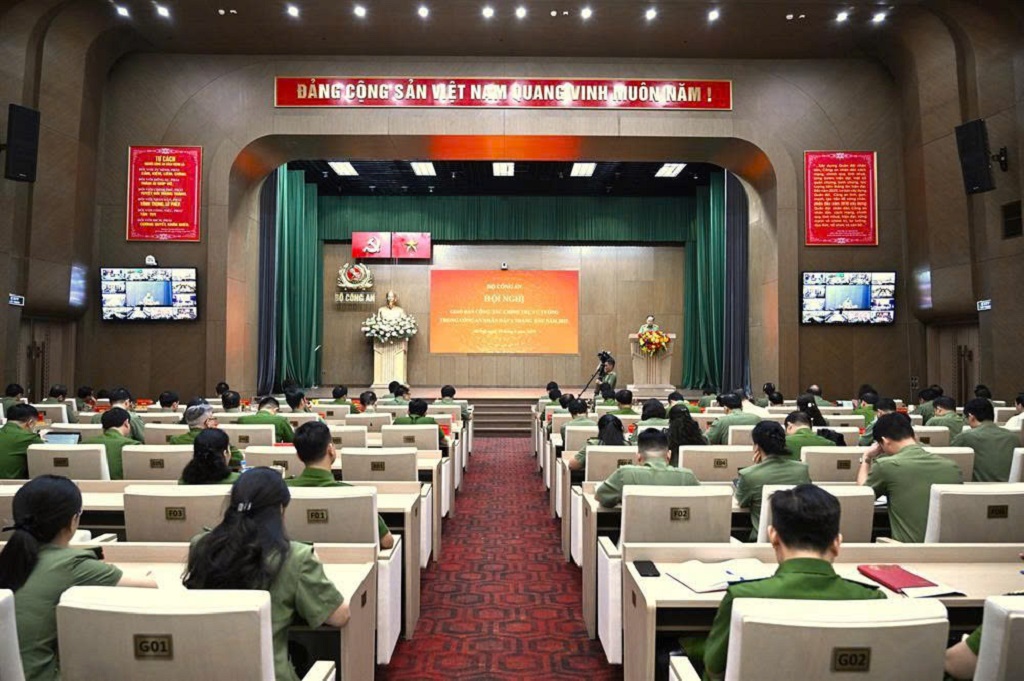 Giao ban công tác chính trị, tư tưởng trong Công an nhân dân 6 tháng đầu năm 2025