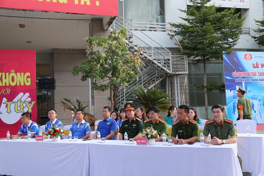 Các đại biểu tham dự