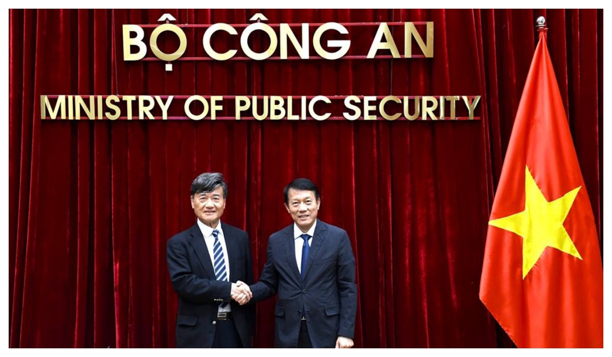 Bộ trưởng Lương Tam Quang tiếp Phó Chủ tịch Hiệp hội vì sức khỏe và an toàn an ninh cộng đồng Nhật Bản