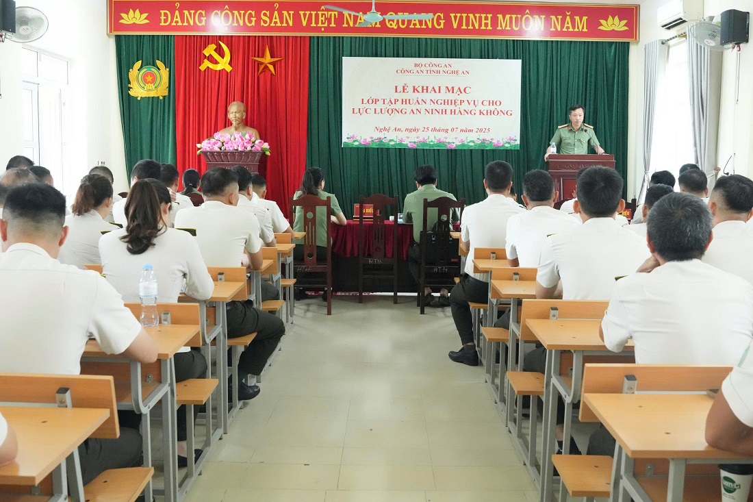 Toàn cảnh Lễ khai mạc