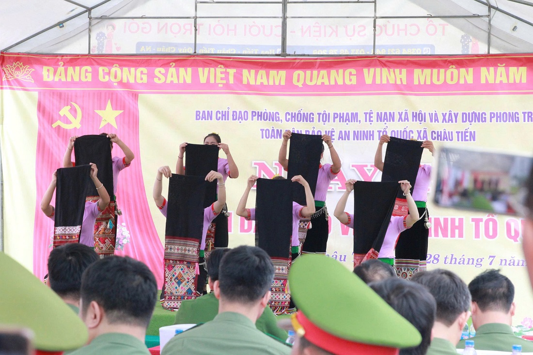 Các tiết mục văn nghệ tại ngày Hội
