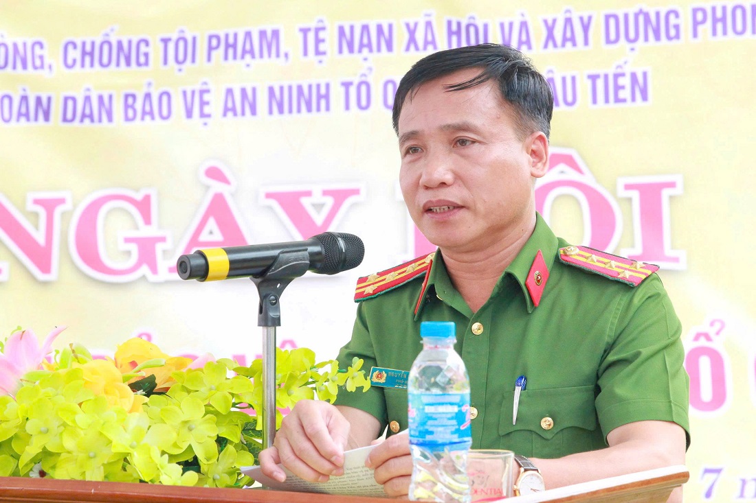 Đại tá Nguyễn Duy Thanh, Phó Giám đốc Công an tỉnh phát biểu tại Ngày hội