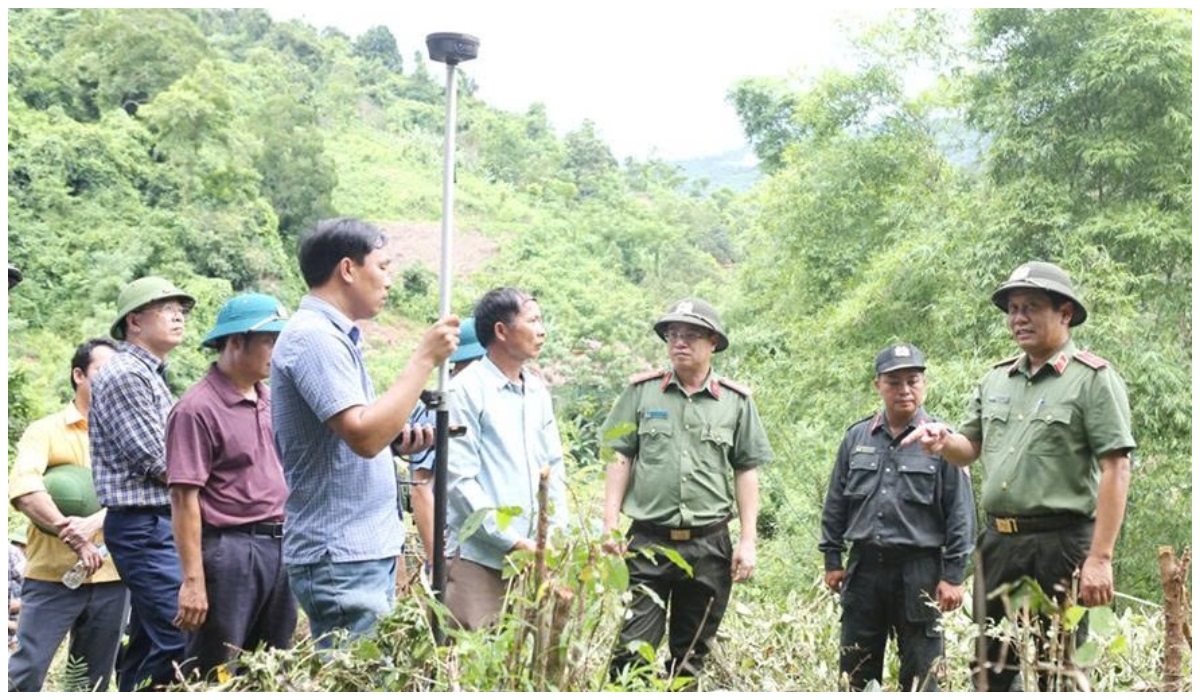 Bộ Công an khảo sát, hỗ trợ xây trường, nhà cho Nhân dân bị thiệt hại do thiên tai