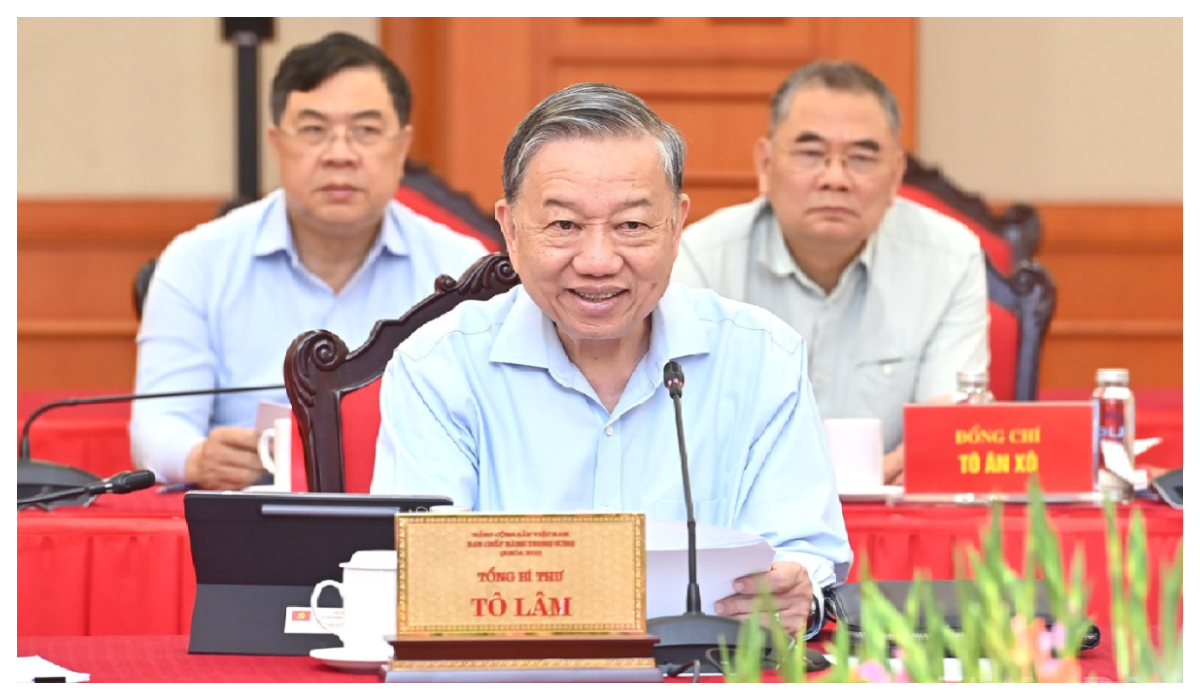 Tổng Bí thư Tô Lâm chủ trì cuộc làm việc của Bộ Chính trị với Ban Thường vụ Đảng ủy Công an Trung ương