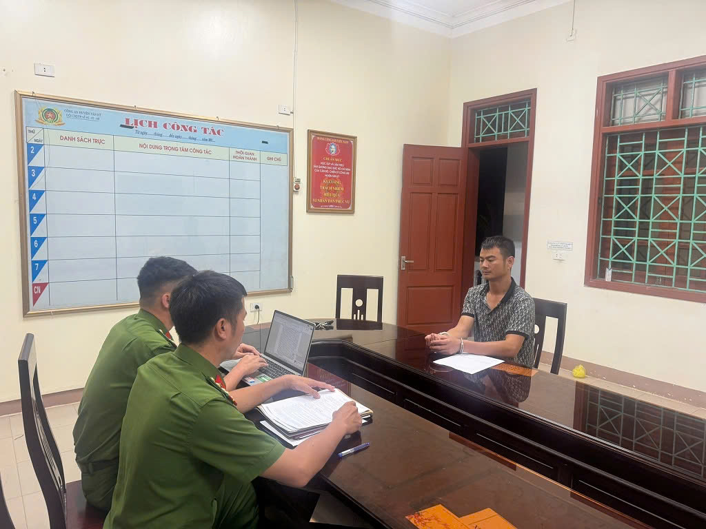Đối tượng Nguyễn Văn Hòa tại Cơ quan Công an