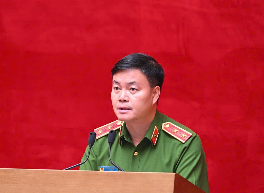 Đồng chí Trung tướng Nguyễn Ngọc Vân, Tư lệnh Cảnh sát cơ động phát biểu chỉ đạo