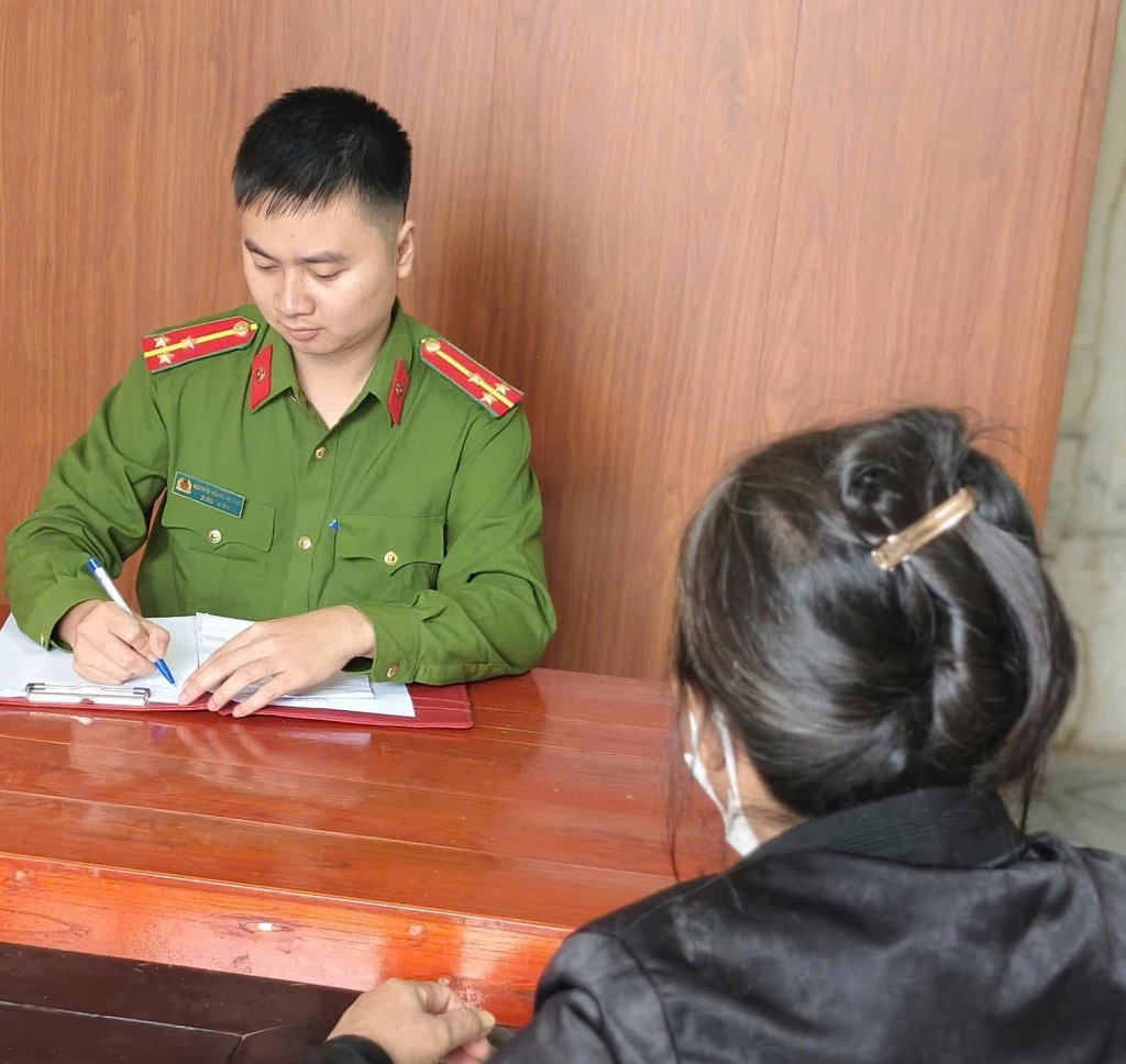 Kịp thời ngăn chặn người dân chuyển tiền cho đối tượng giả danh Công an