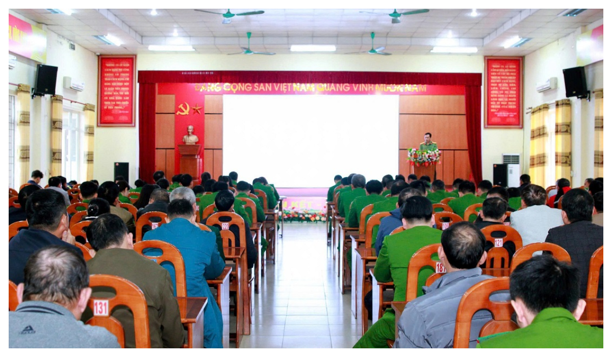 Tuyên truyền, phổ biến kiến thức, kỹ năng ứng phó với các tình huống thiên tai