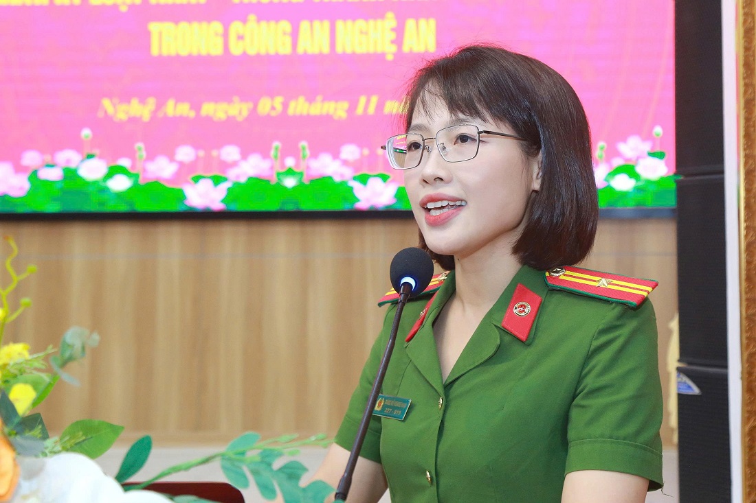 Đại diện tập thể và thế hệ trẻ phát biểu hưởng ứng 