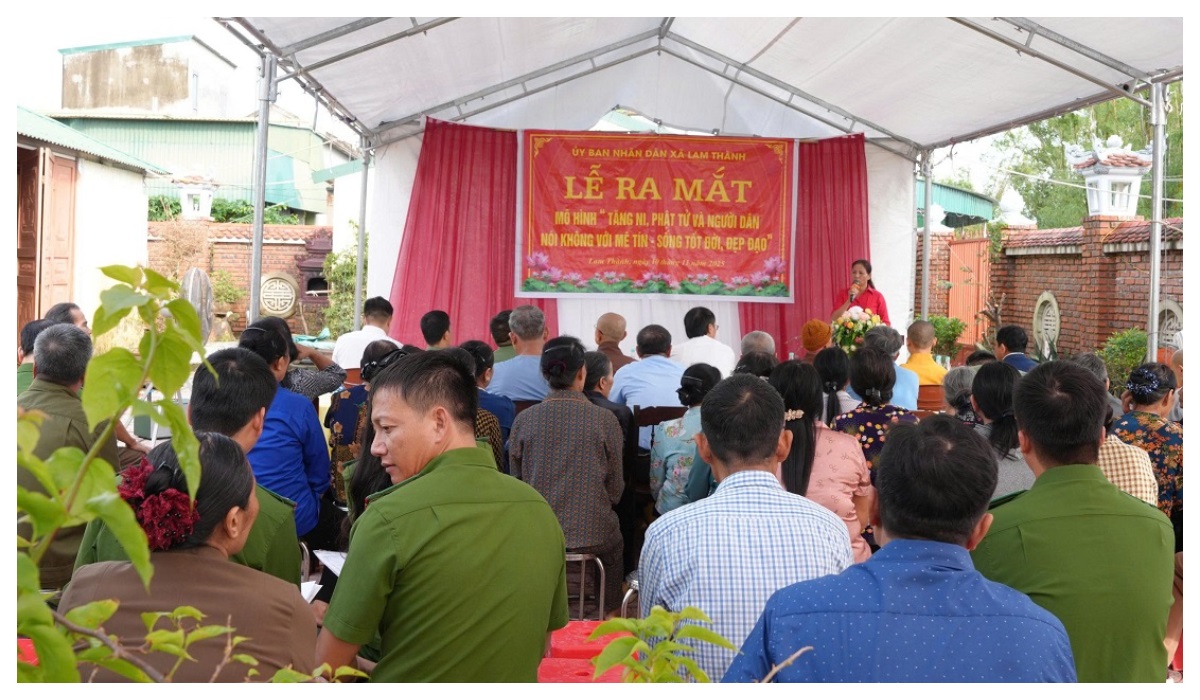 ​Ra mắt mô hình 