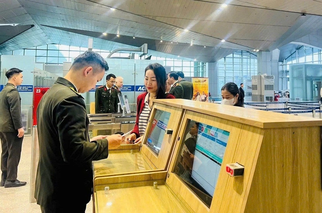 Một số hình ảnh tại chuyến bay thực nghiệm
