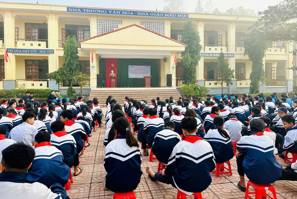 Toàn cảnh buổi tuyên truyền 