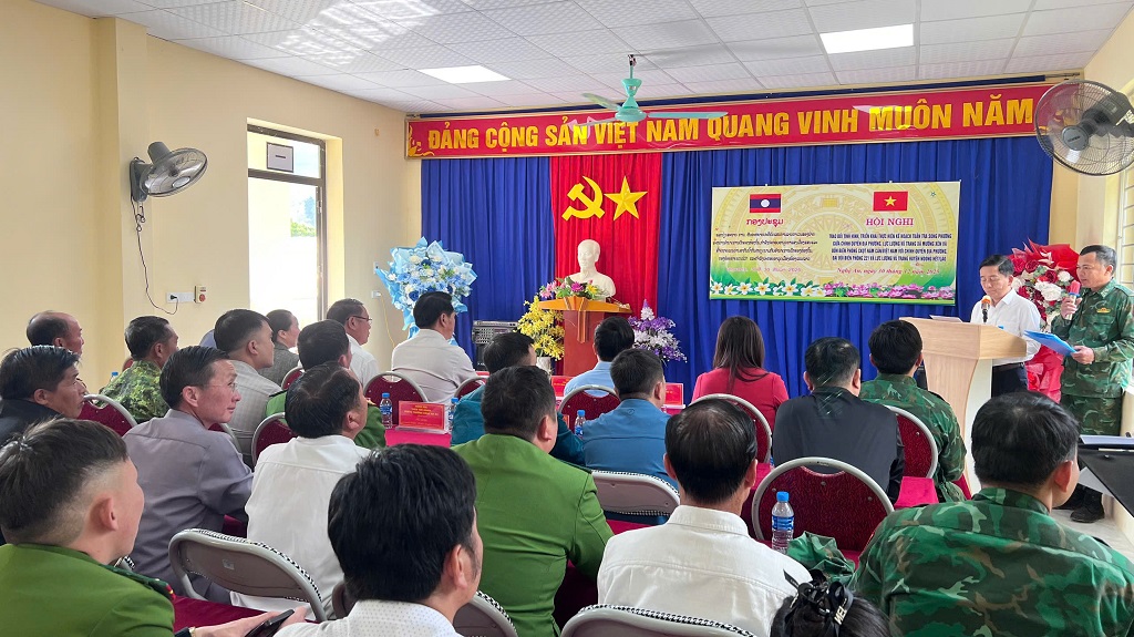 Toàn cảnh Hội nghị      