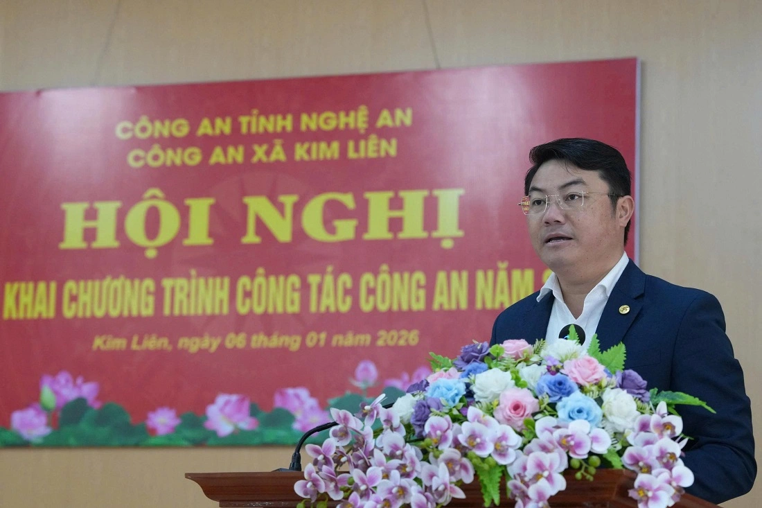 Đồng chí Phan Văn Cảnh, Phó Bí thư Thường trực Đảng ủy xã Kim Liên phát biểu chỉ đạo