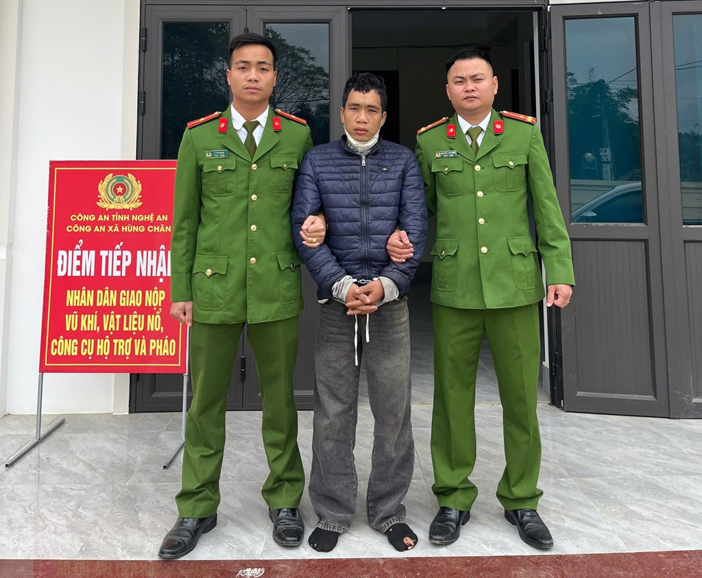 Công an xã Hùng Chân bắt giữ đối tượng trộm cắp tài sản